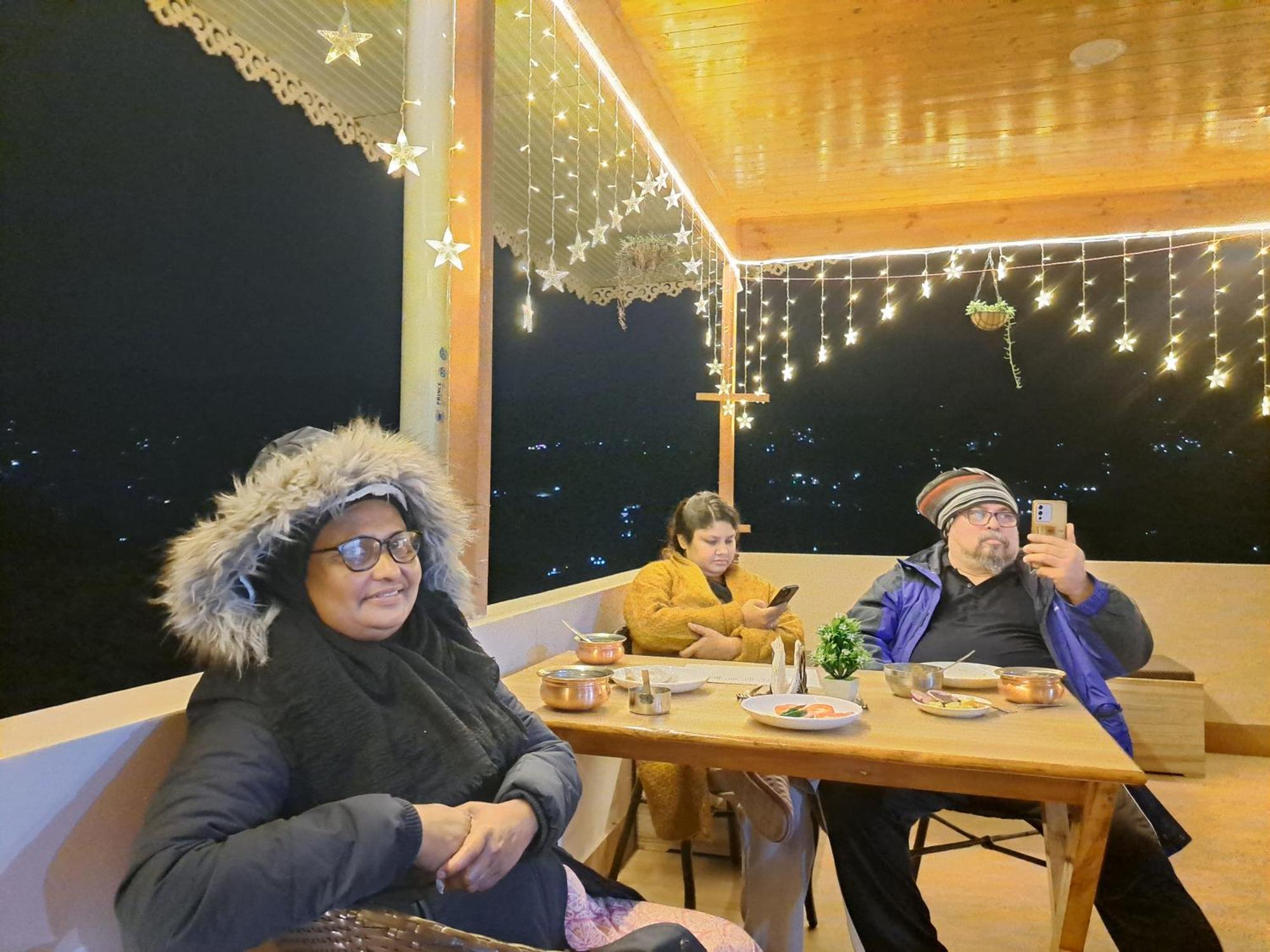 Snow White Retreat Hotel And Restaurant Gangtok Luaran gambar